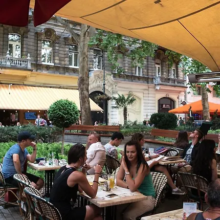 Inviting Flat In The Heart Of Town Appartement *