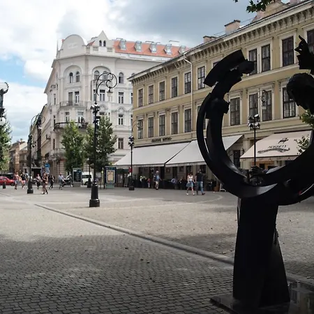 Inviting Flat In The Heart Of Town Apartman Budapest
