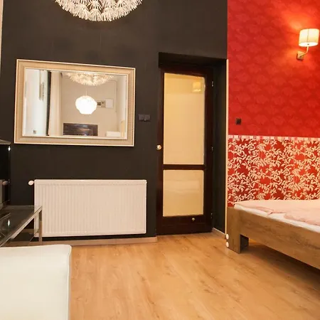 Inviting Flat In The Heart Of Town