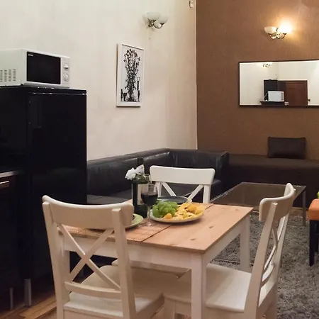 Apartament Inviting Flat In The Heart Of Town Budapesta