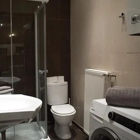 Inviting Flat In The Heart Of Town *