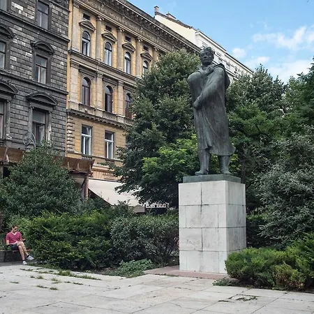 Inviting Flat In The Heart Of Town Appartamento *