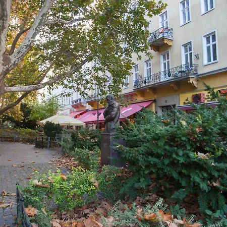 Inviting Flat In The Heart Of Town Appartamento *