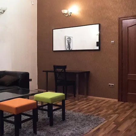 Apartment Inviting Flat In The Heart Of Town Budapest