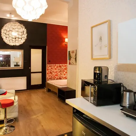 Apartment Inviting Flat In The Heart Of Town